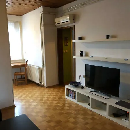 Fair / Free Parking Apartment